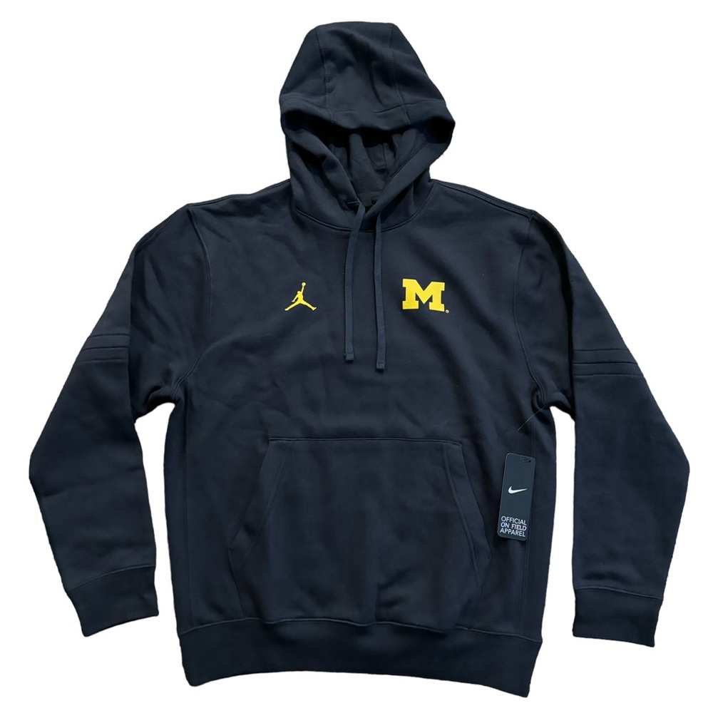 Air Jordan Club Fleece ‘Michigan Wolverines’ Black Hoodie Sweatshirt